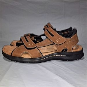 Dockers Hiking Sandals Men's Size 10M Tan/Black Memory Foam Hook and Loop Straps